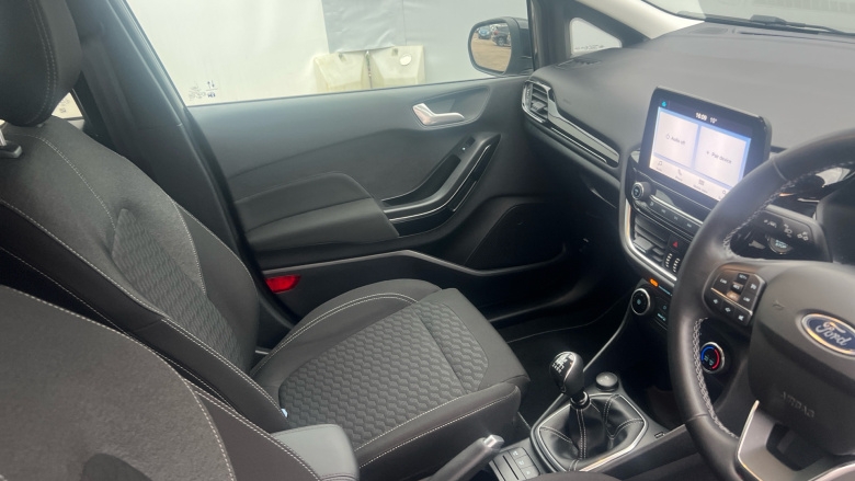 Ford Fiesta 1.0 EcoBoost Titanium 5dr Petrol Hatchback